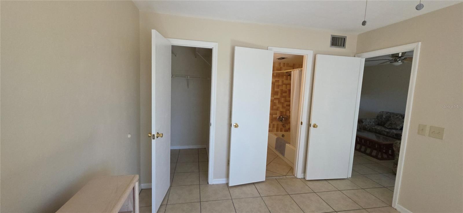 Image 20 of 31 For 22523 Westchester Boulevard 203c