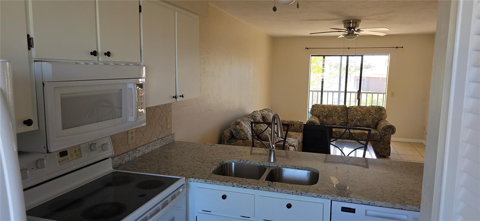 Image 5 of 31 For 22523 Westchester Boulevard 203c