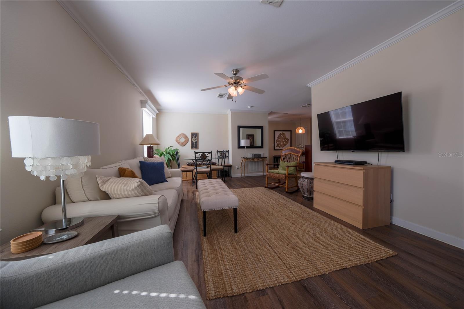 Image 13 of 27 For 701 Aqui Esta Dr  96