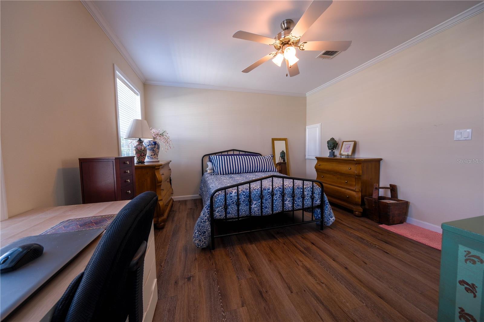 Image 17 of 27 For 701 Aqui Esta Dr  96