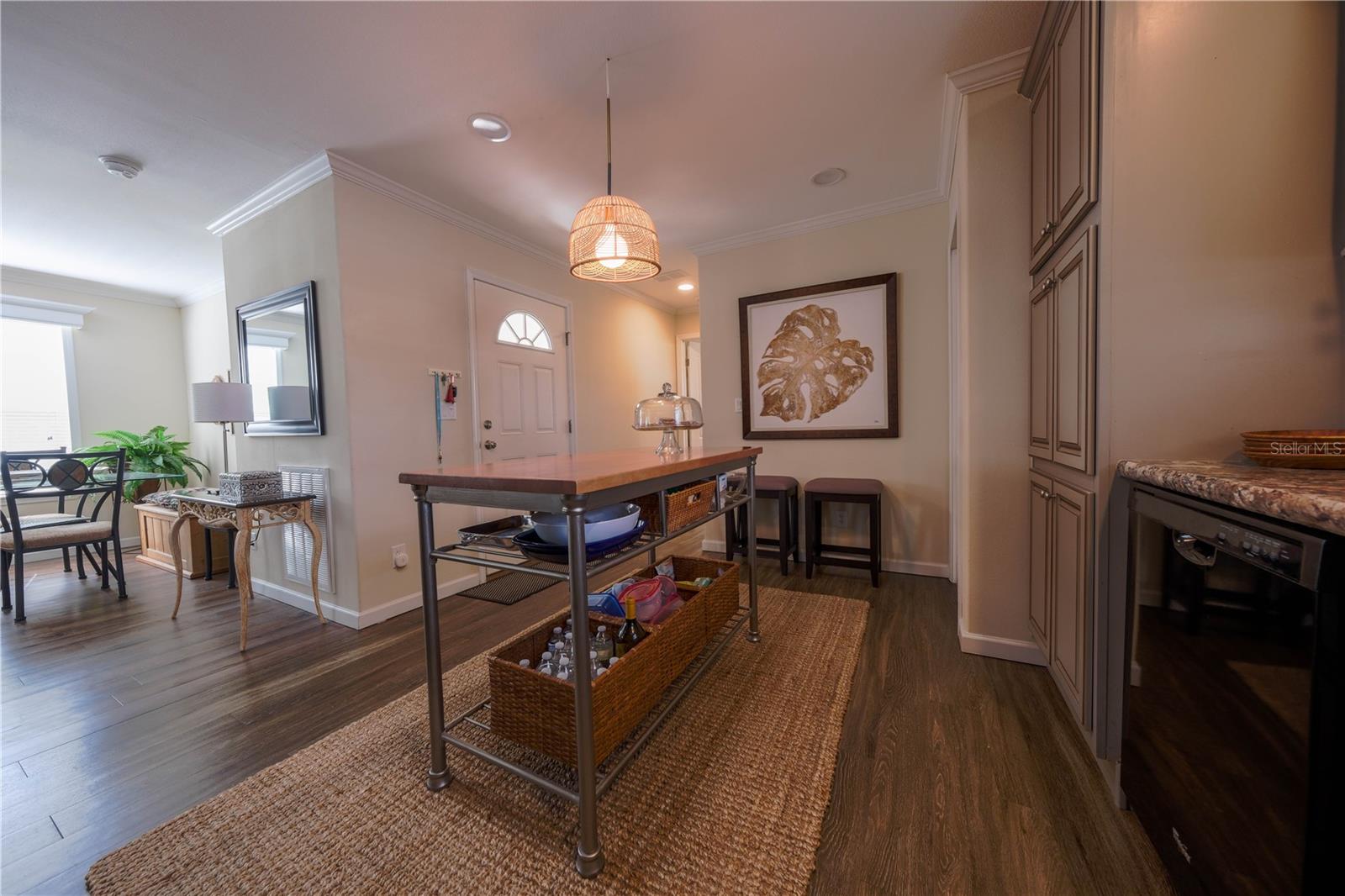 Image 5 of 27 For 701 Aqui Esta Dr  96