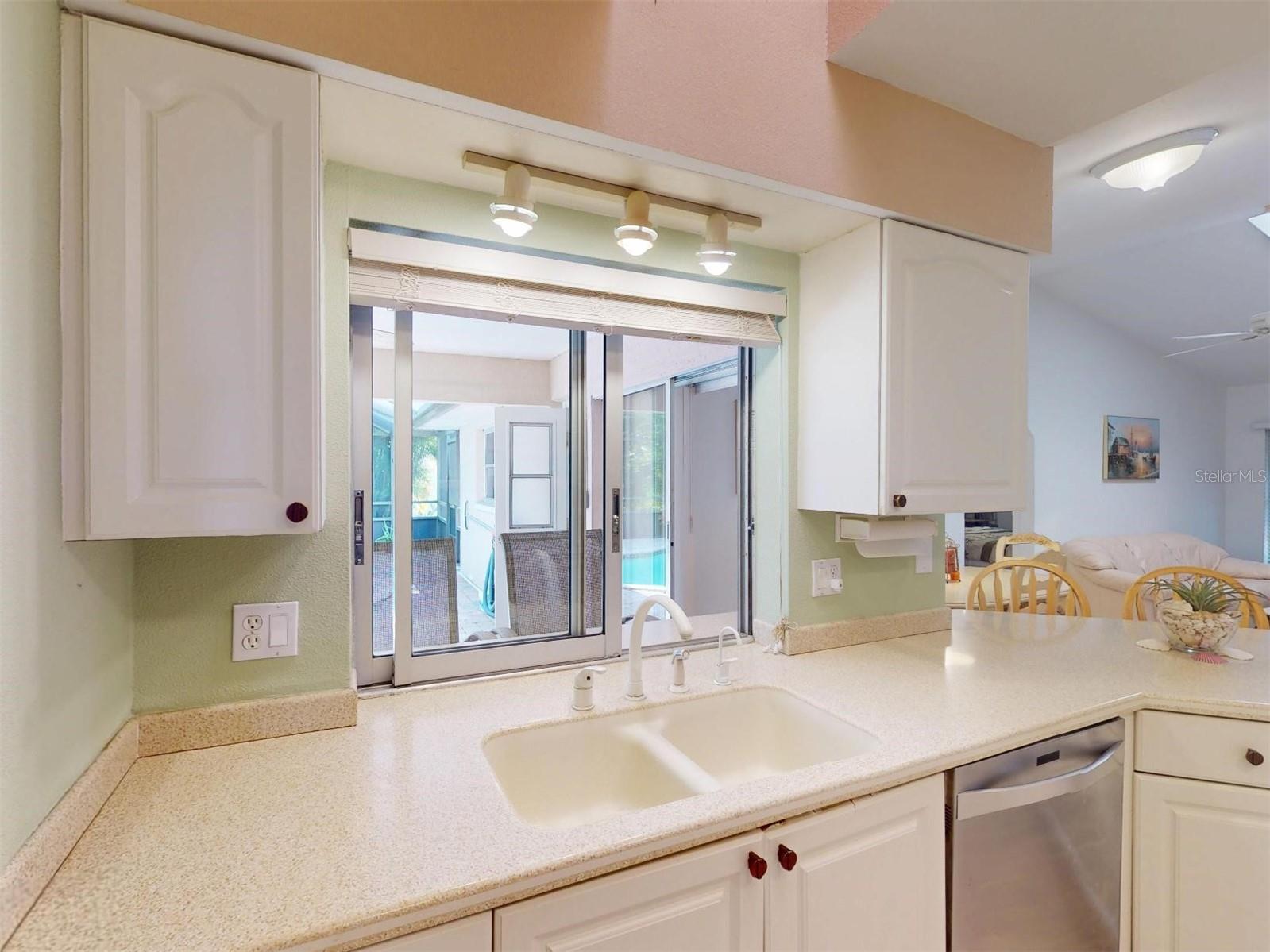 Image 20 of 29 For 1314 Beacon Drive