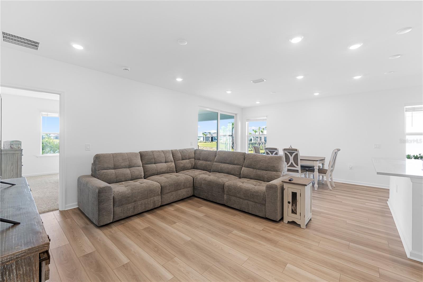 Image 13 of 88 For 44148 Kelly Drive