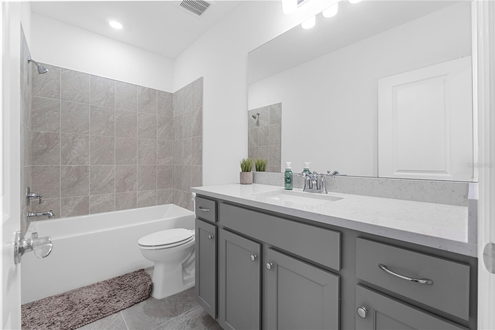 Image 25 of 88 For 44148 Kelly Drive