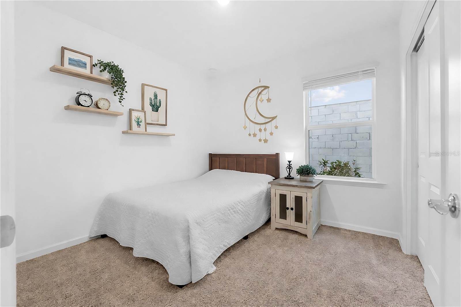 Image 26 of 88 For 44148 Kelly Drive