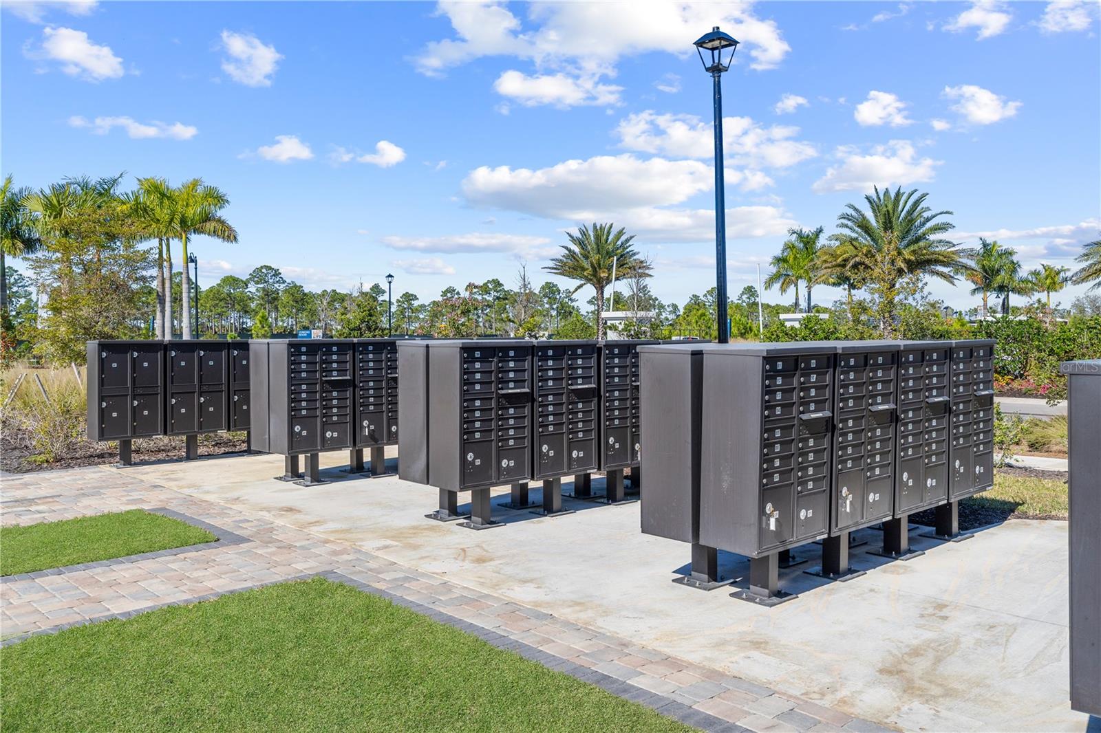 Image 44 of 88 For 44148 Kelly Drive