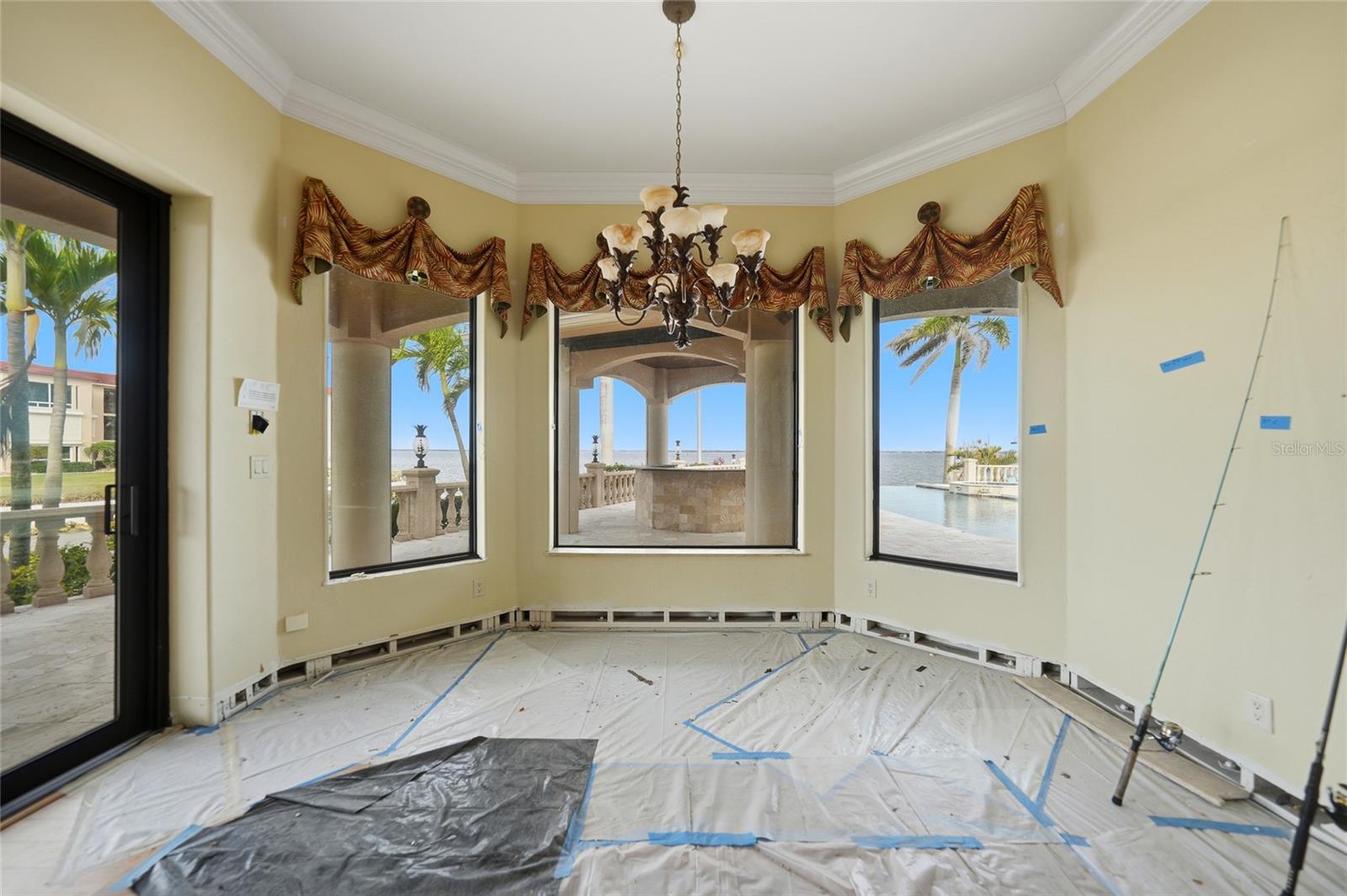 Image 42 of 65 For 3 Hibiscus Drive