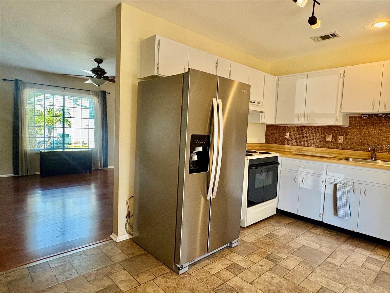 Image 19 of 40 For 8181 Marlow Court