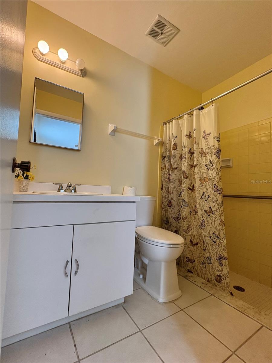 Image 24 of 40 For 8181 Marlow Court