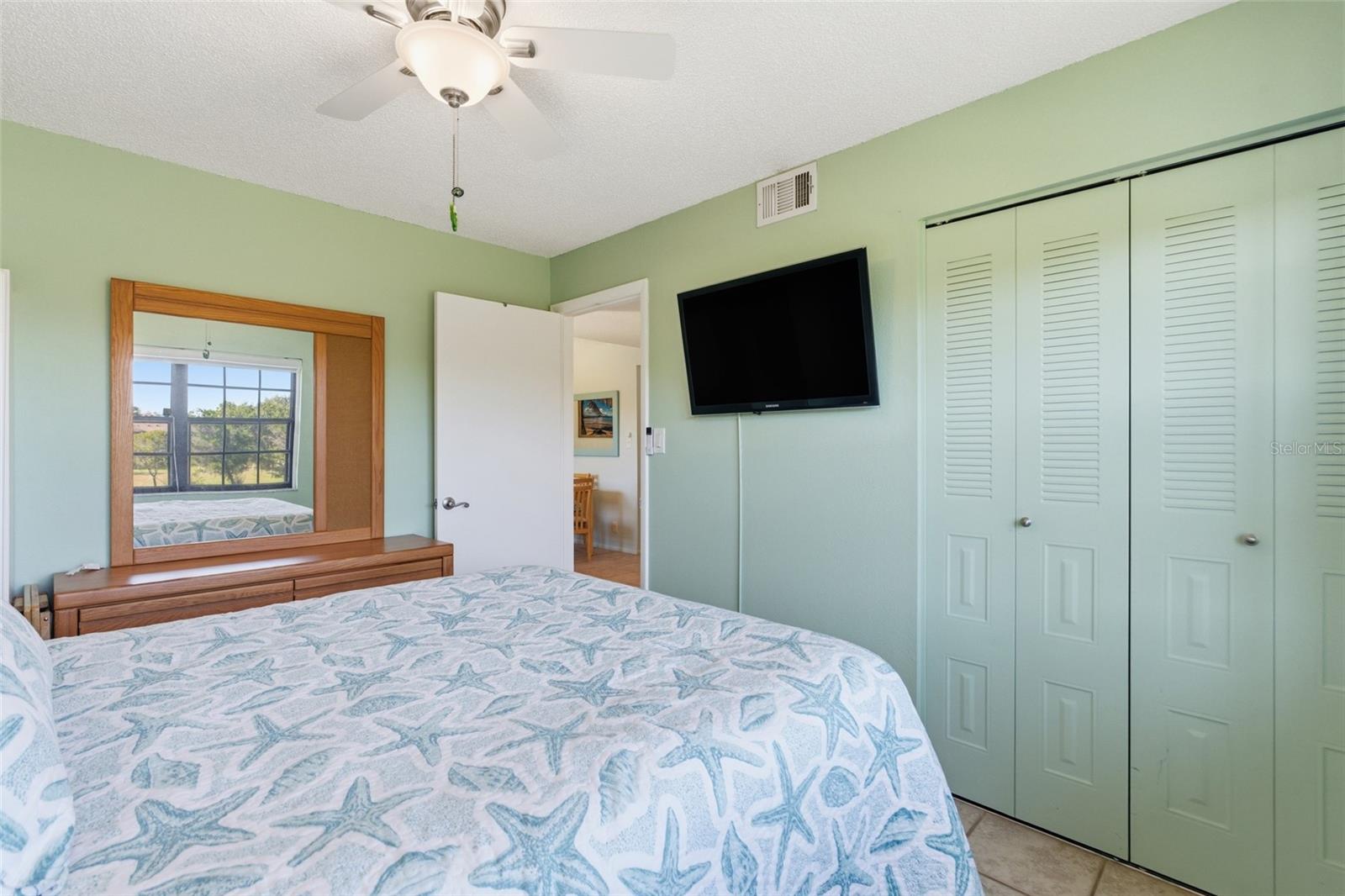 Image 19 of 36 For 19505 Quesada Avenue Mm203