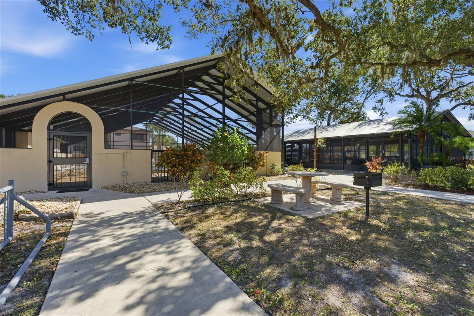 Image 28 of 36 For 19505 Quesada Avenue Mm203