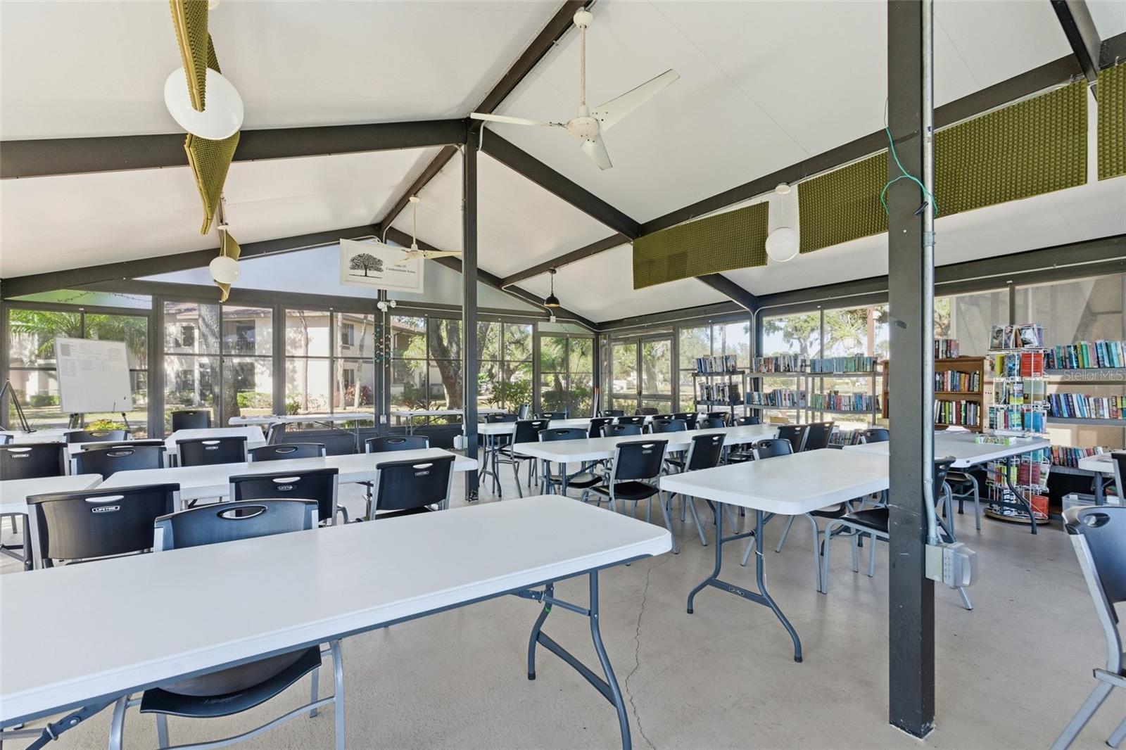 Image 29 of 36 For 19505 Quesada Avenue Mm203