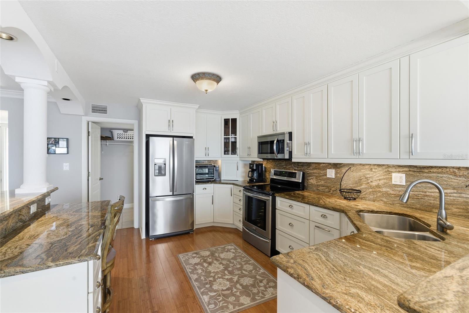 Image 12 of 40 For 1 Colony Point Drive 16c