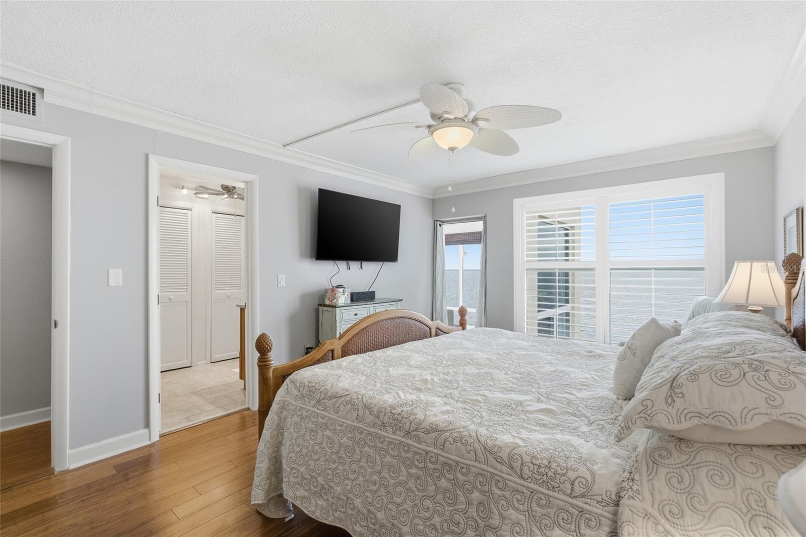 Image 16 of 40 For 1 Colony Point Drive 16c