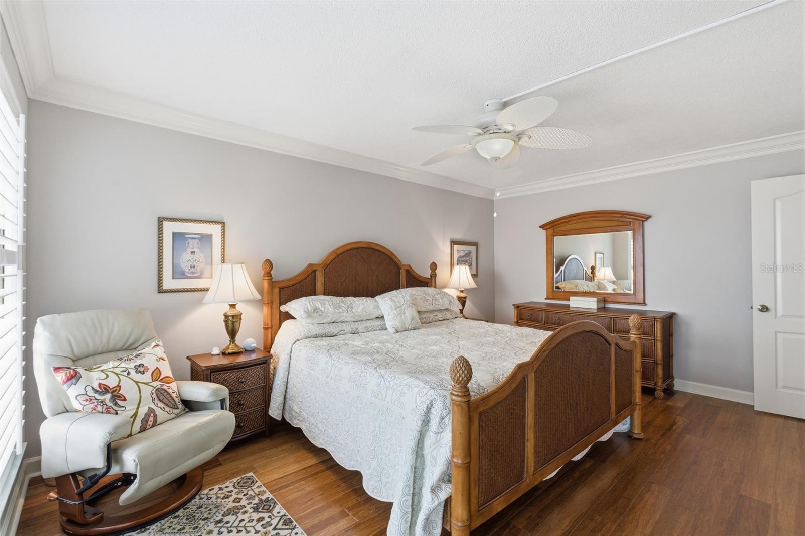 Image 17 of 40 For 1 Colony Point Drive 16c