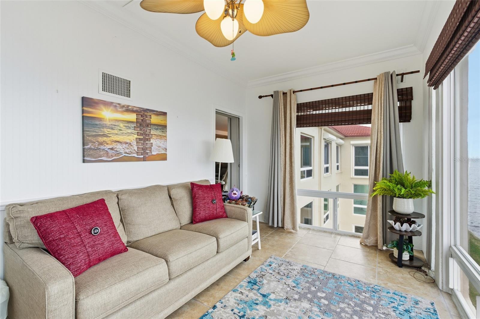 Image 29 of 40 For 1 Colony Point Drive 16c