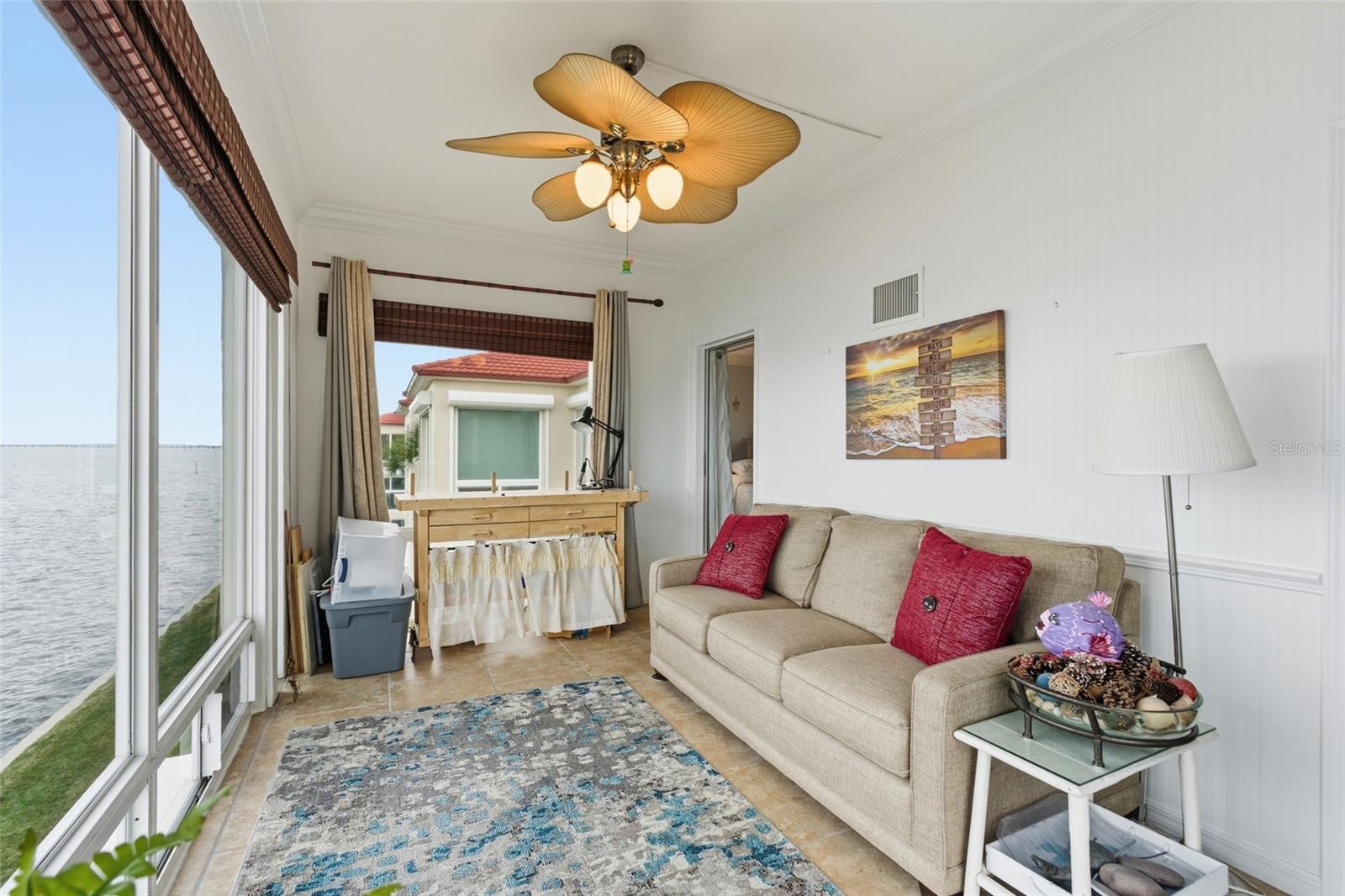 Image 30 of 40 For 1 Colony Point Drive 16c