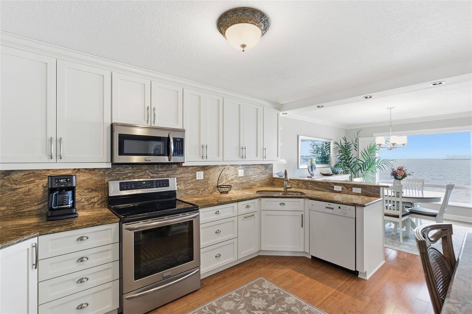 Image 9 of 40 For 1 Colony Point Drive 16c