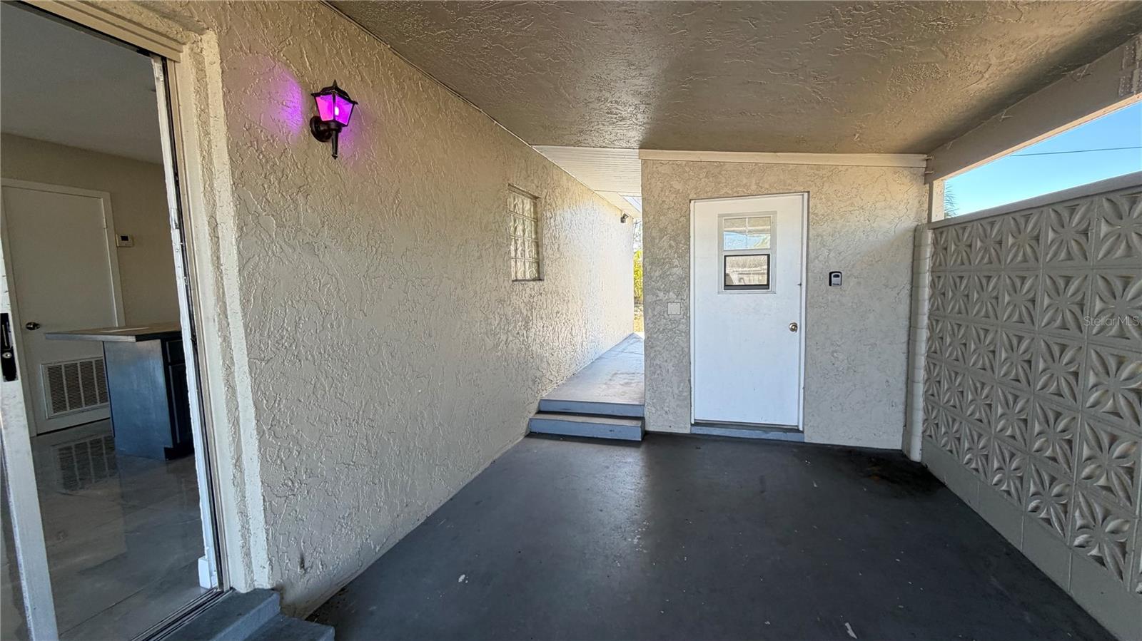 Image 7 of 8 For 21371 Glendale Avenue