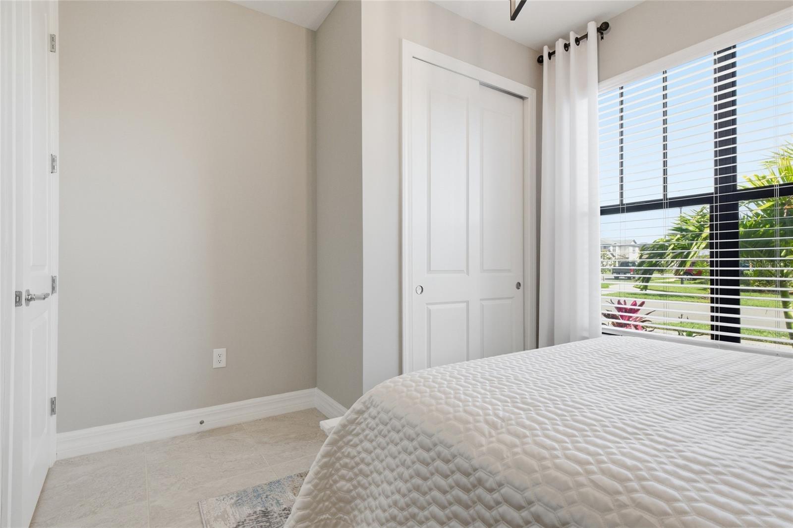 Image 24 of 41 For 2261 Gabel Oak Drive