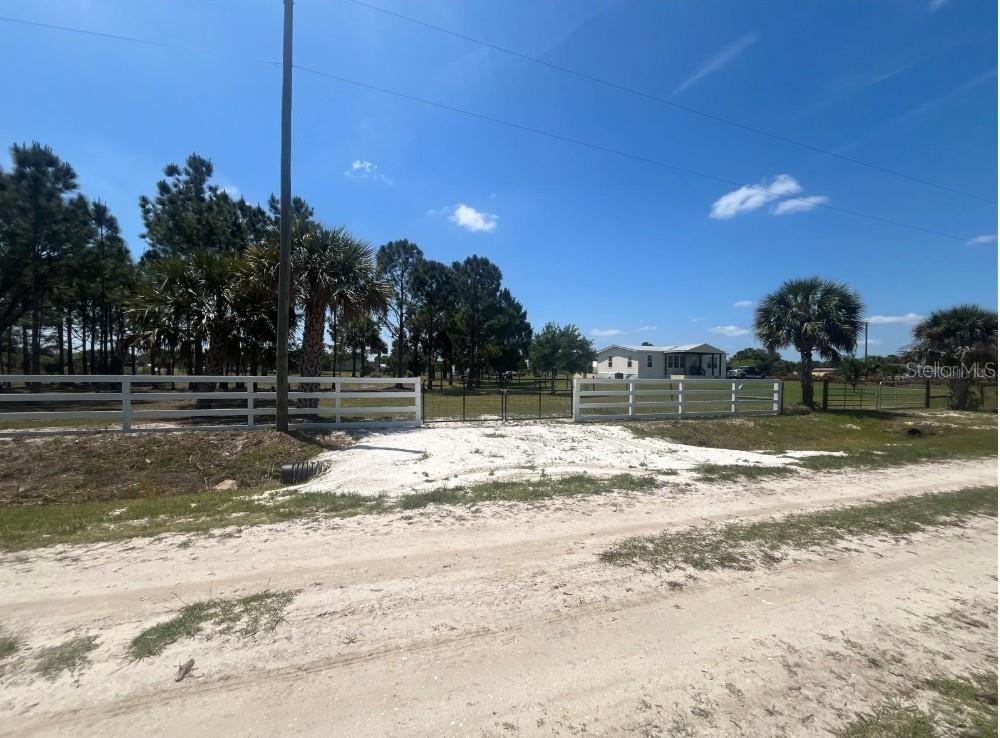 Details for 19788 284th Street Nw, OKEECHOBEE, FL 34972