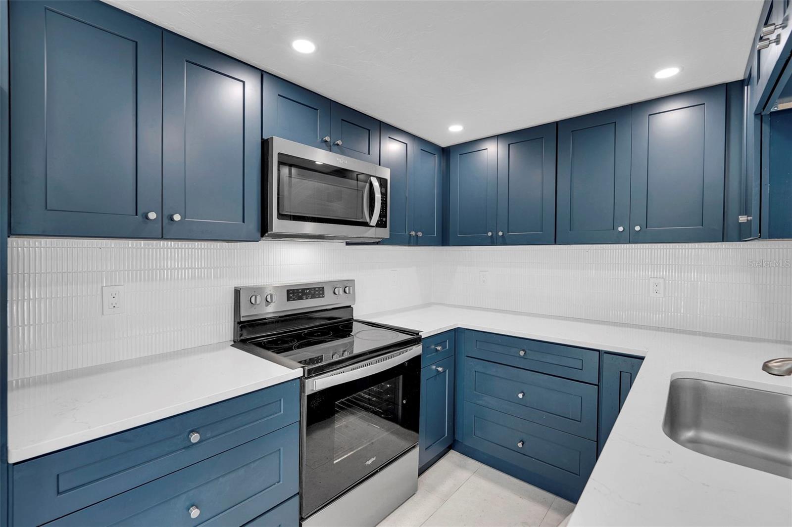 Image 22 of 32 For 2880 8th Avenue