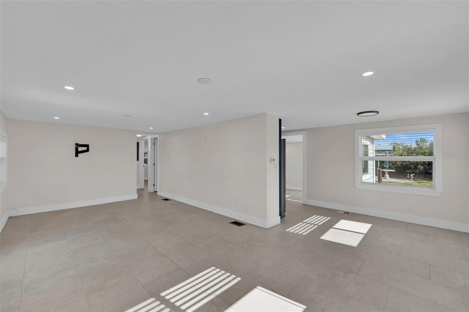 Image 24 of 32 For 2880 8th Avenue