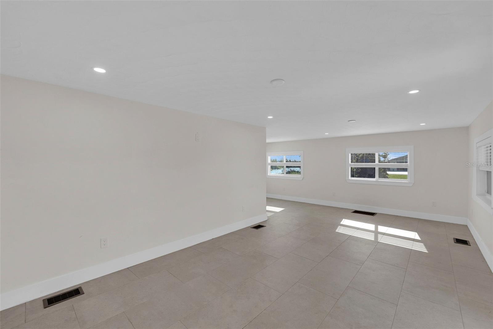 Image 25 of 32 For 2880 8th Avenue