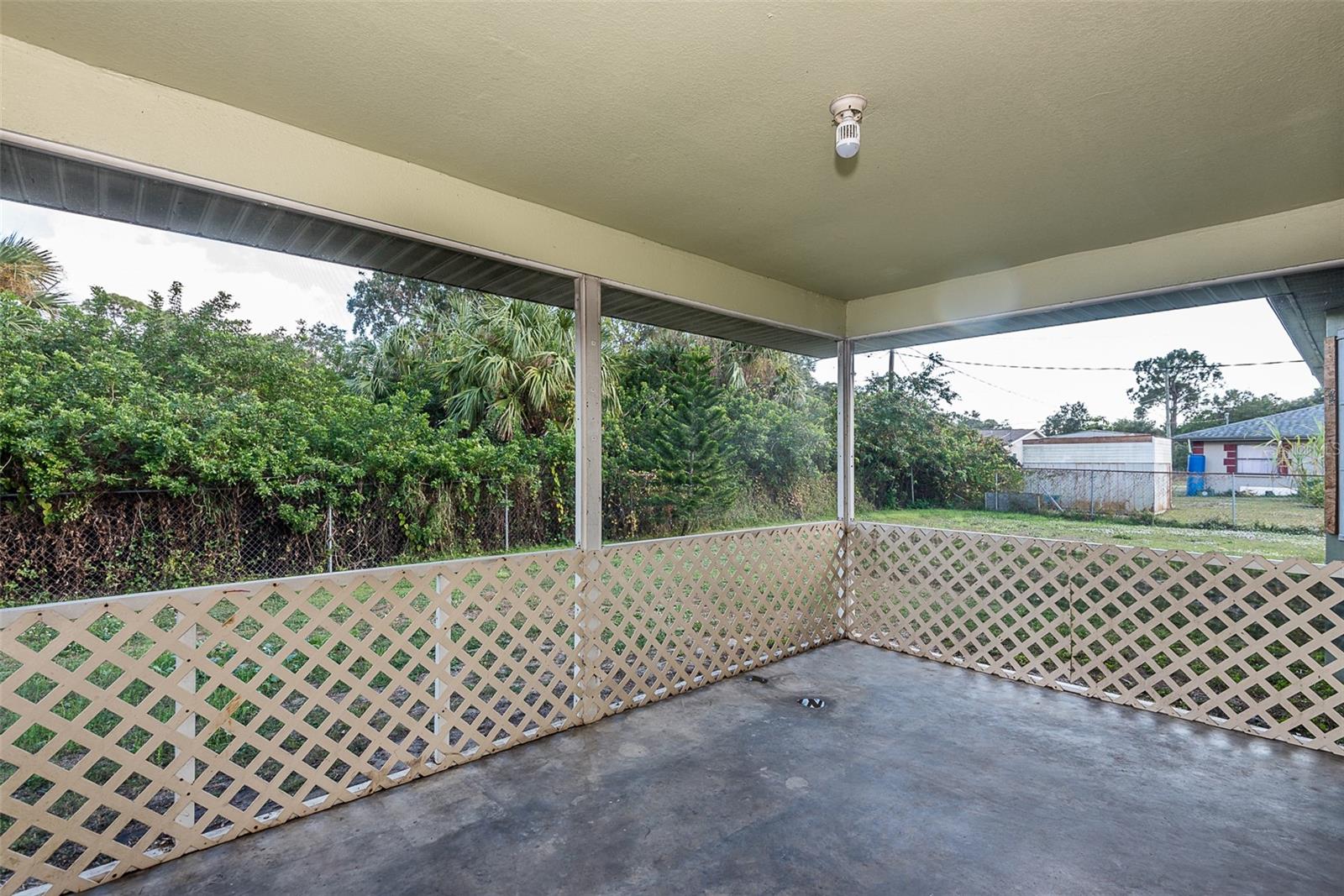 Image 24 of 25 For 504 Vannell Street