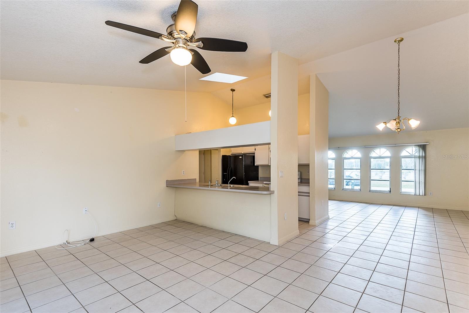 Image 7 of 25 For 504 Vannell Street