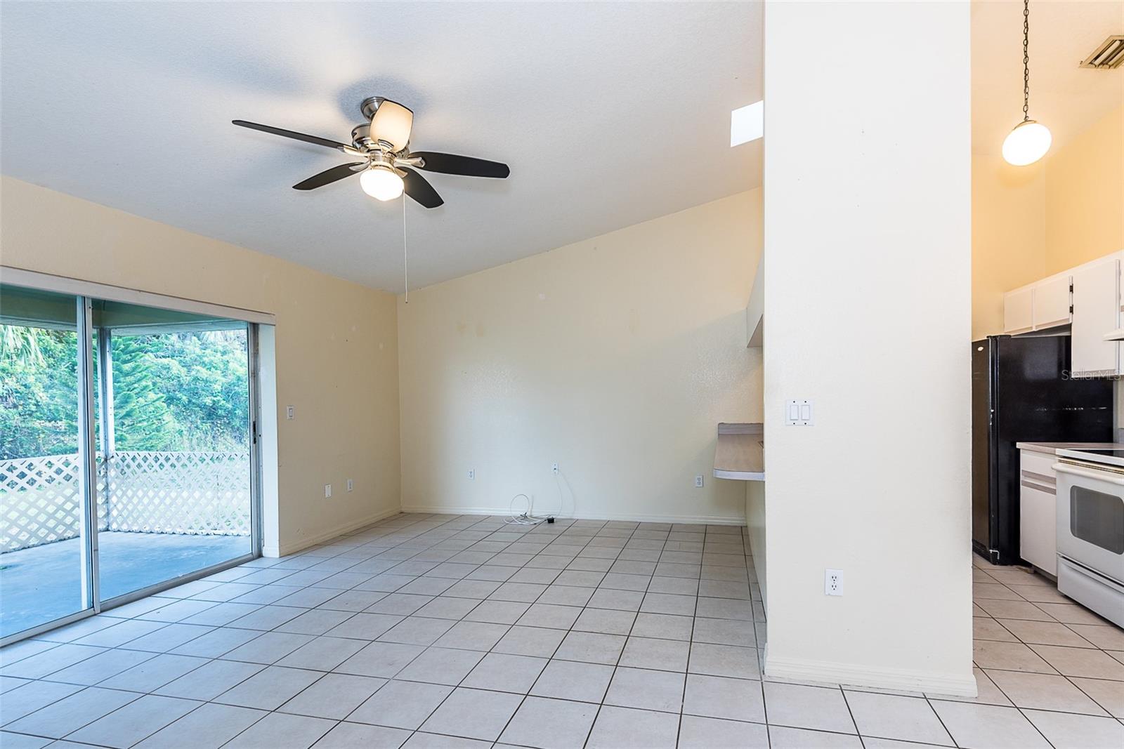 Image 8 of 25 For 504 Vannell Street