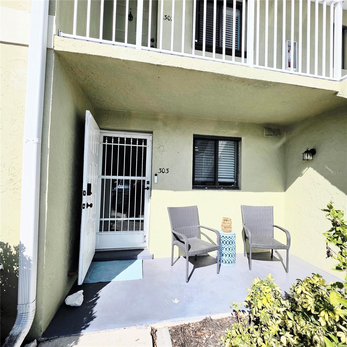 Image 2 of 13 For 25225 Rampart Boulevard 303