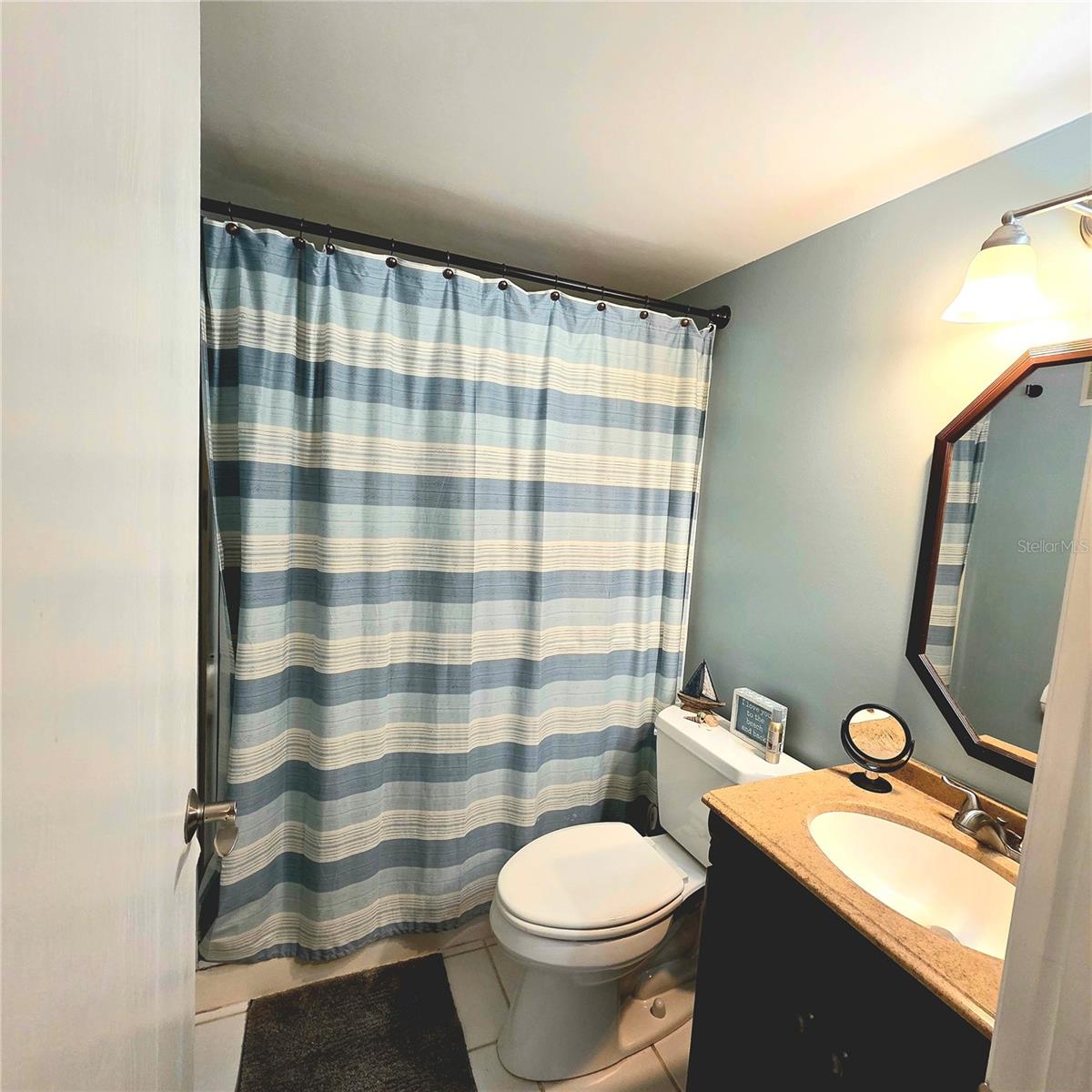 Image 8 of 13 For 25225 Rampart Boulevard 303