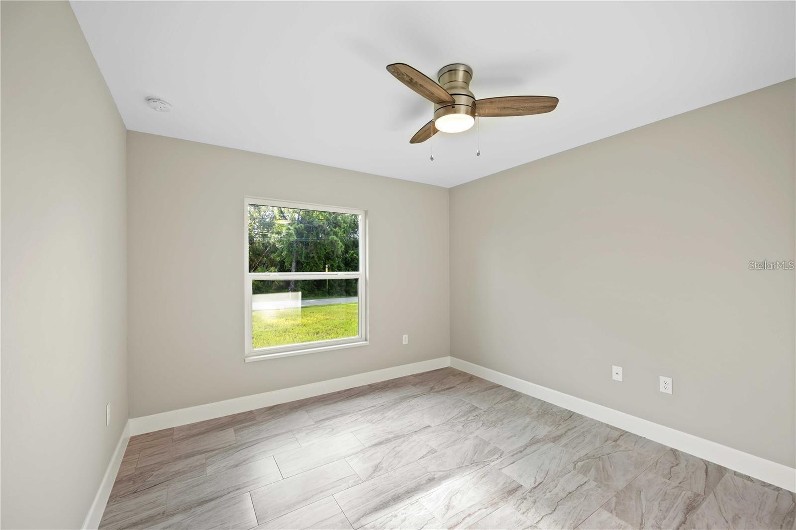 Image 11 of 14 For 1633 Waldorf Drive