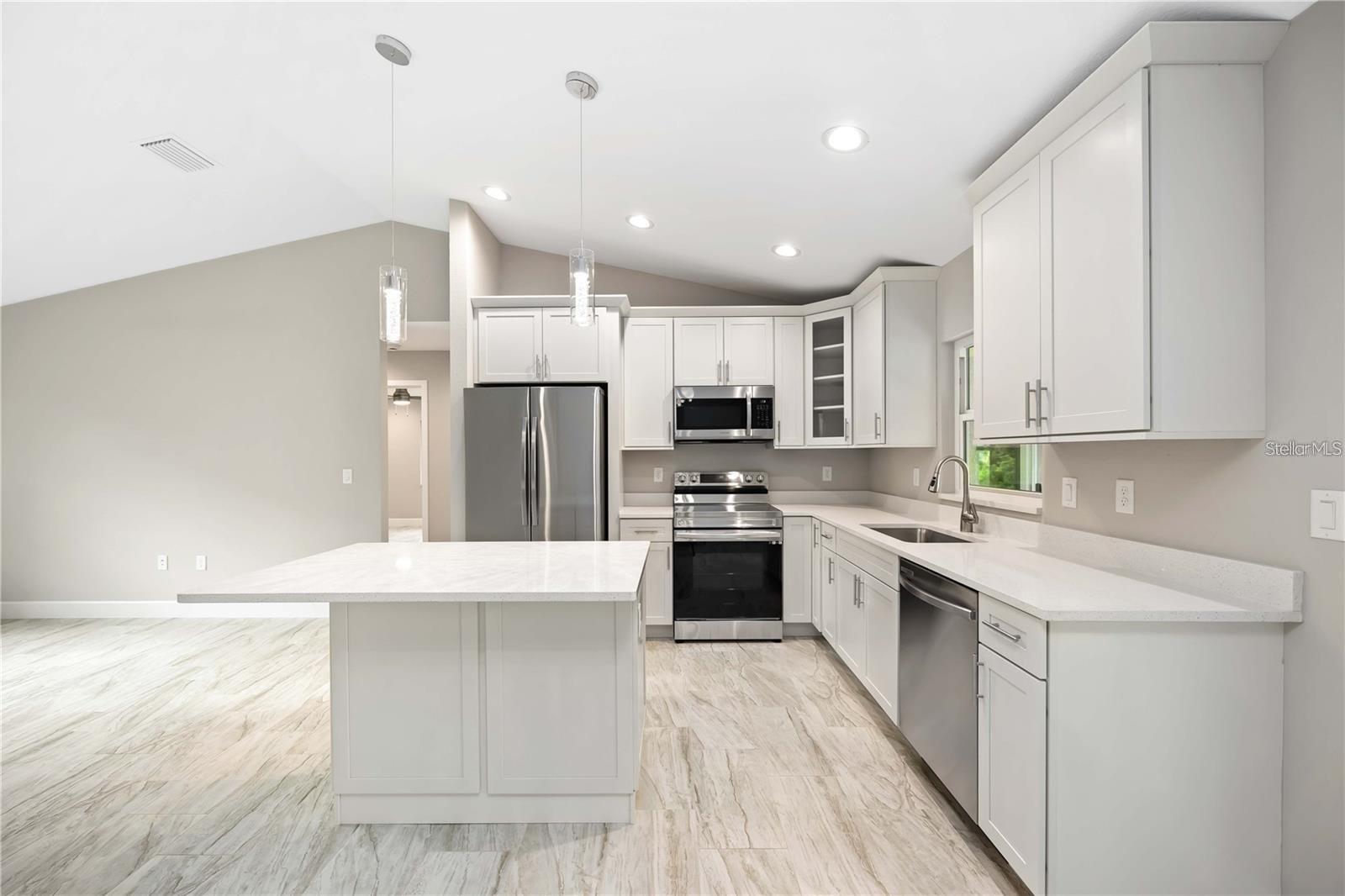 Image 3 of 14 For 1633 Waldorf Drive