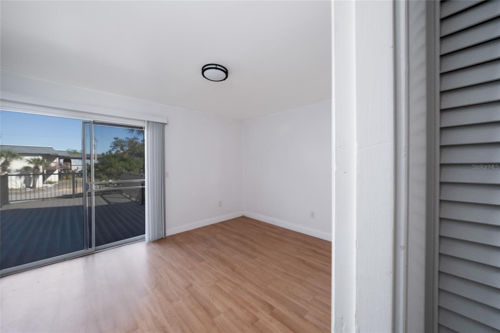 Image 17 of 32 For 3242 Ramblewood Drive N 23-c-3