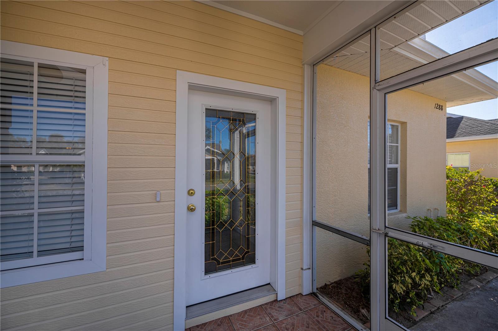 Image 16 of 76 For 1288 Green Oak Trail