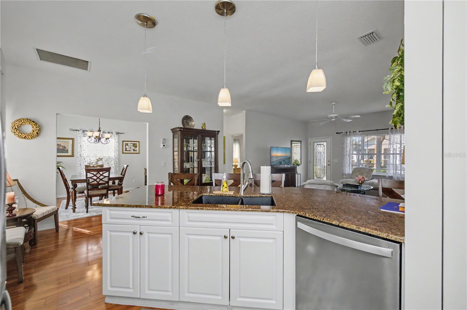 Image 28 of 76 For 1288 Green Oak Trail