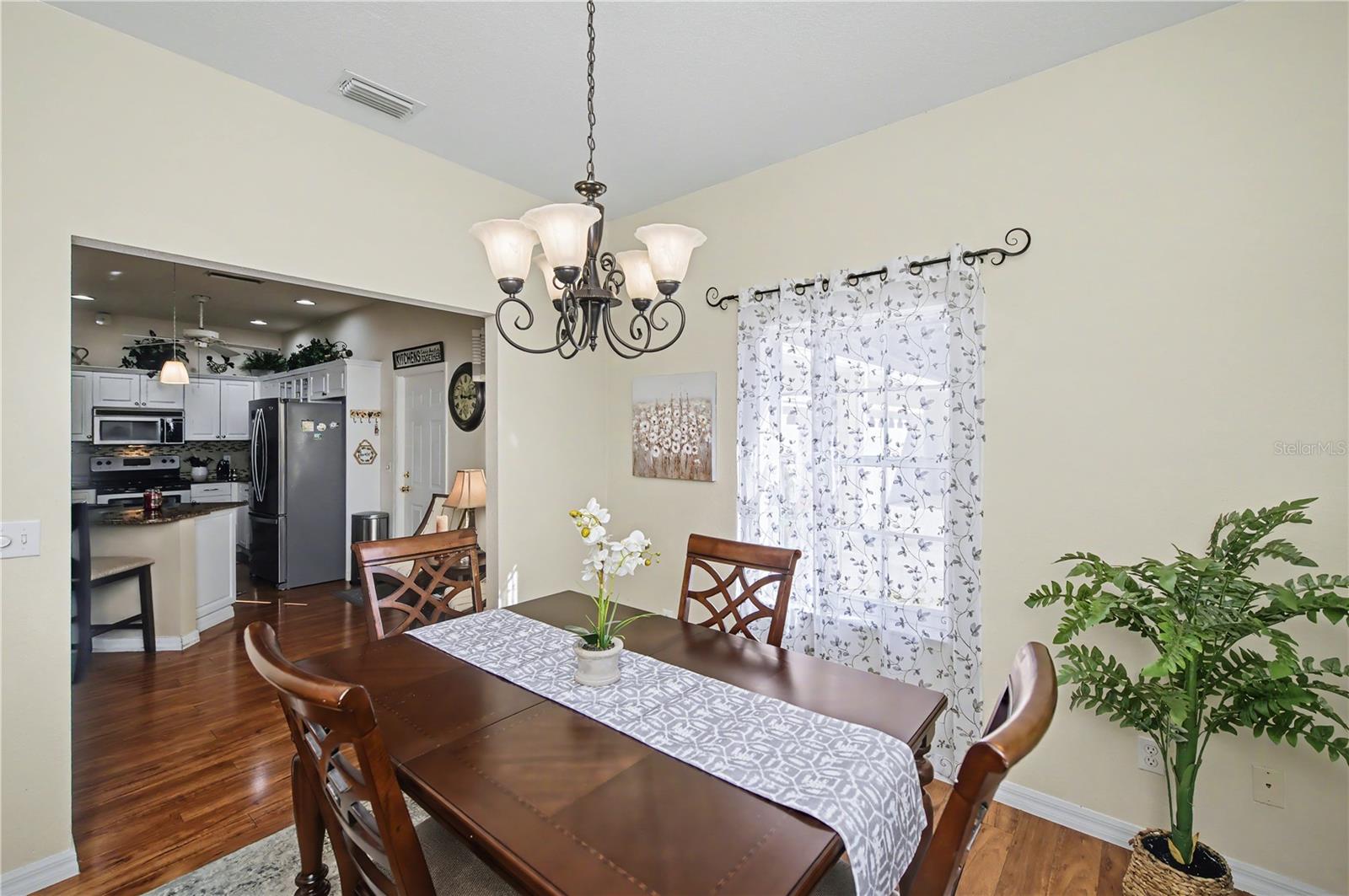 Image 33 of 76 For 1288 Green Oak Trail