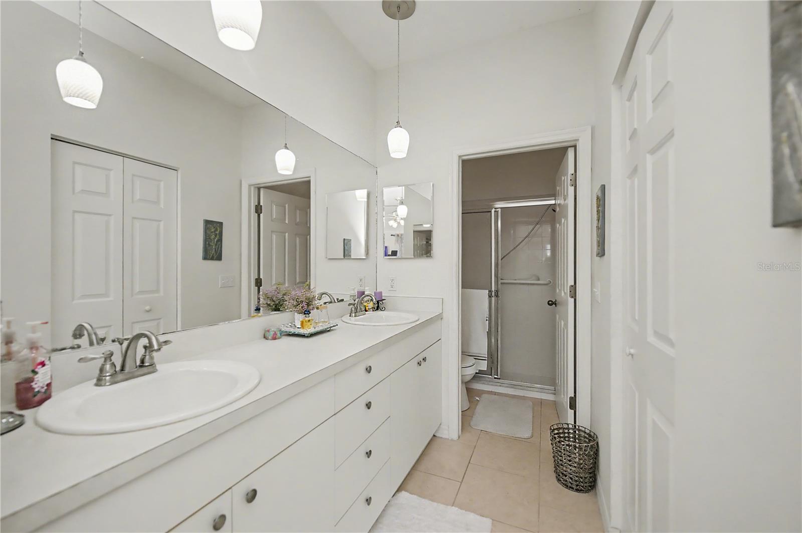 Image 37 of 76 For 1288 Green Oak Trail