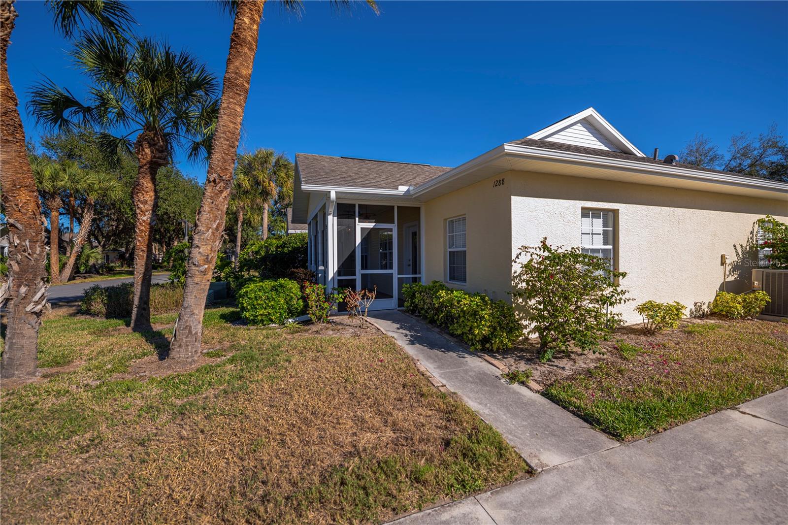 Image 5 of 76 For 1288 Green Oak Trail