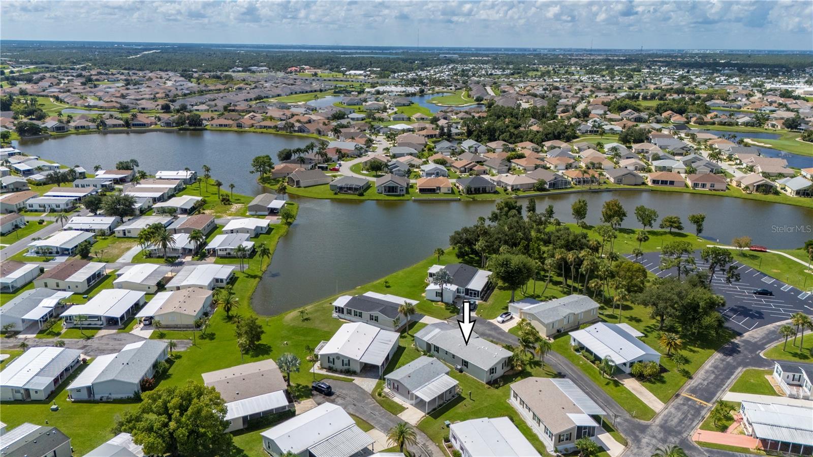 Image 46 of 62 For 1000 Kings Highway 111