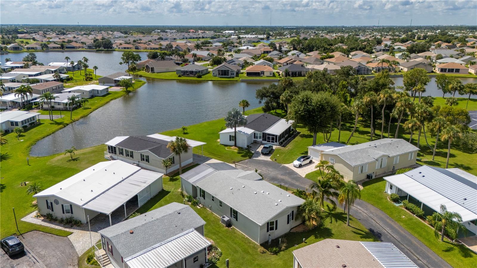 Image 49 of 62 For 1000 Kings Highway 111