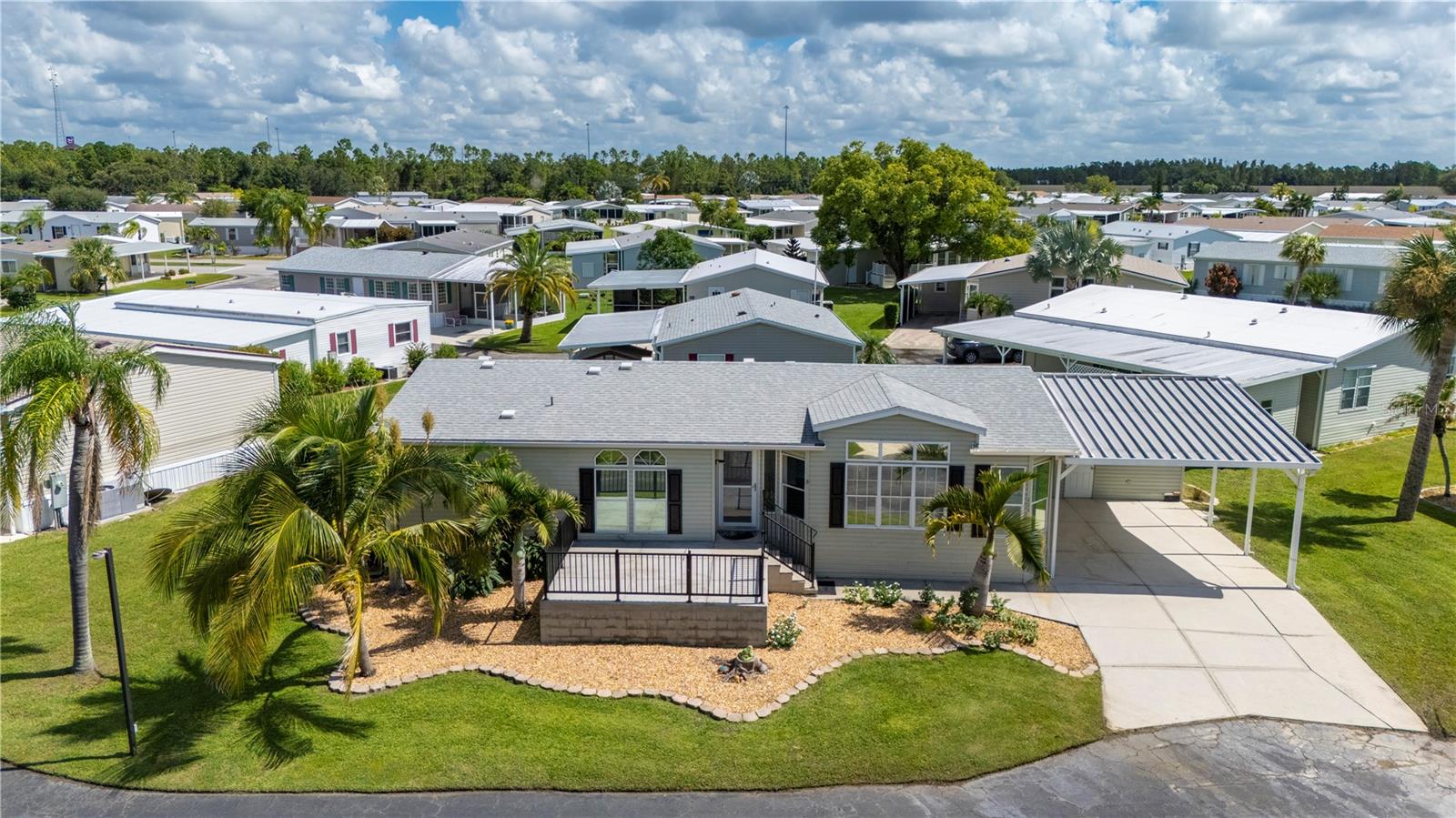 Image 51 of 62 For 1000 Kings Highway 111