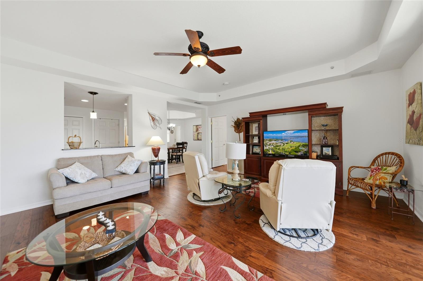 Image 14 of 53 For 255 End Drive 1308