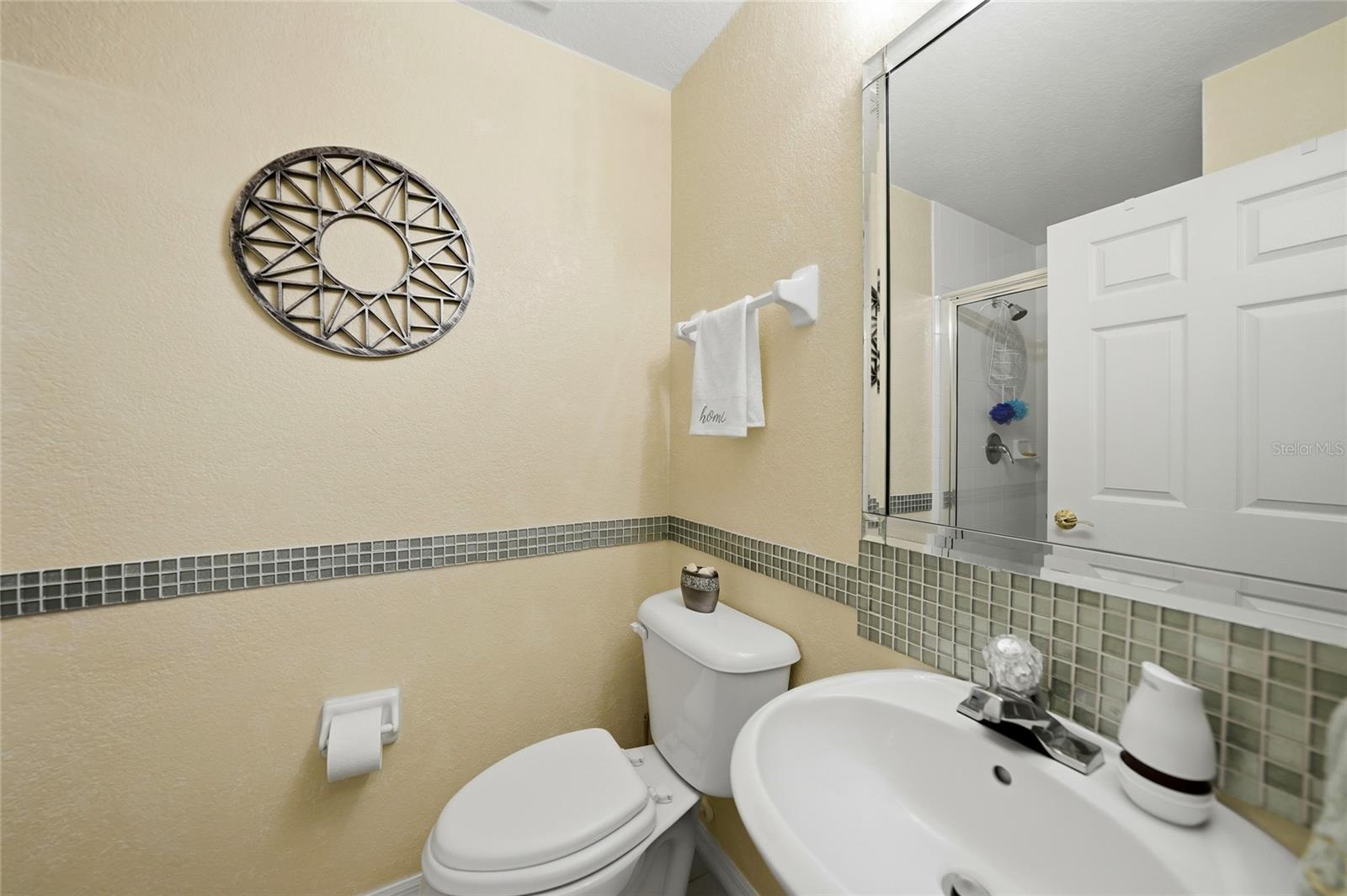 Image 25 of 53 For 255 End Drive 1308