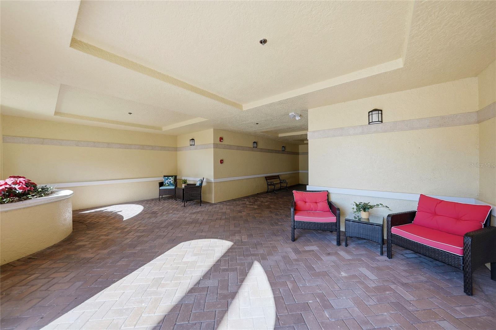 Image 38 of 53 For 255 End Drive 1308