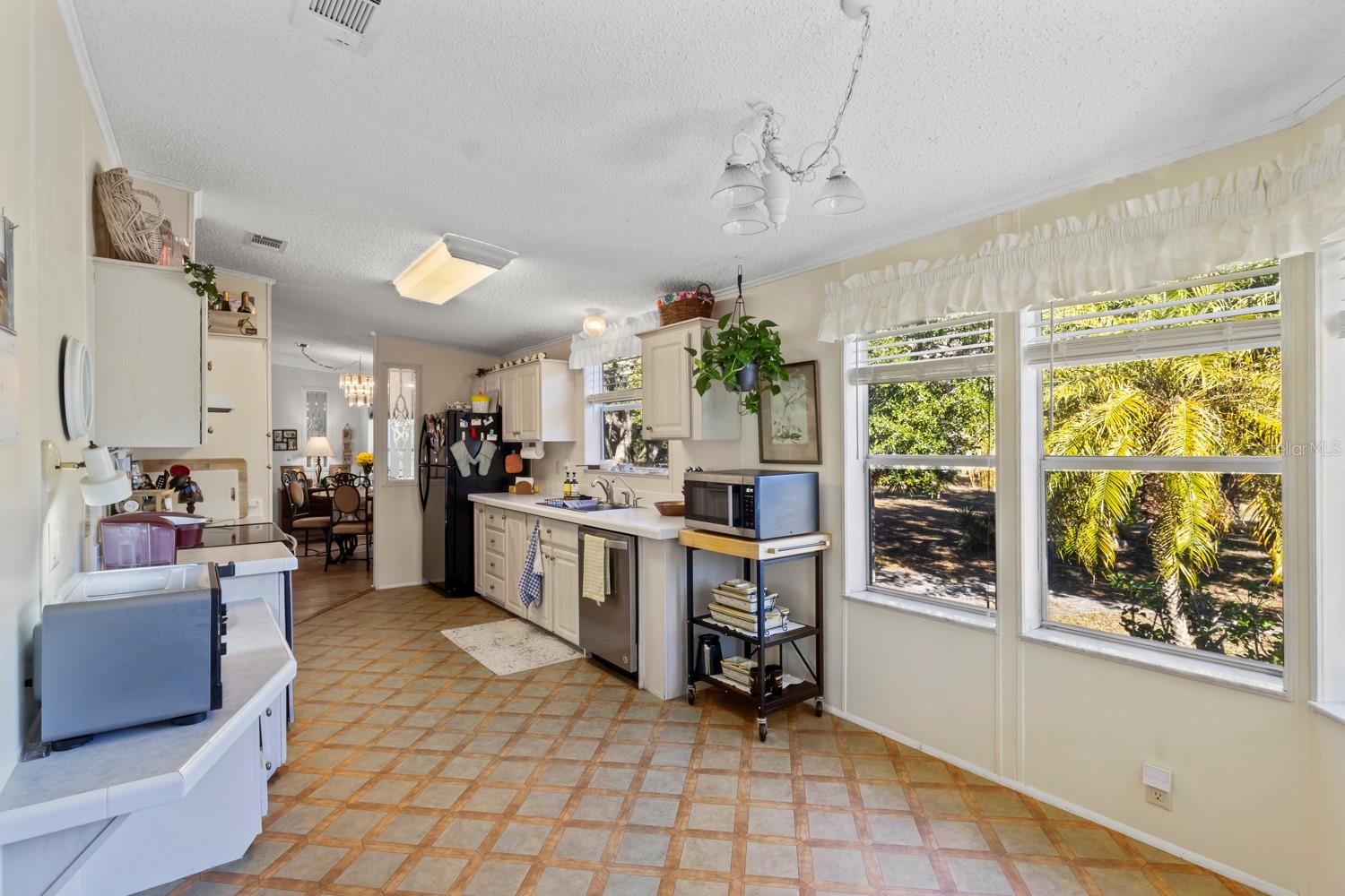 Image 19 of 39 For 29414 Pine Villa Circle