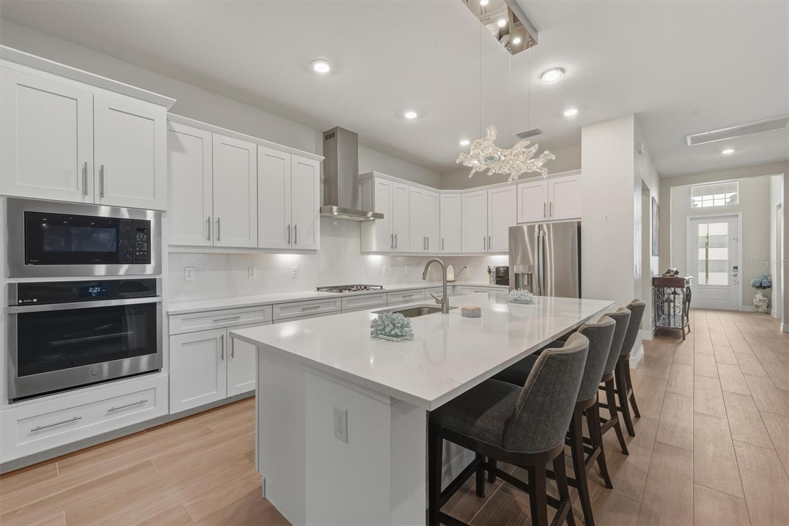 Image 27 of 57 For 13533 Blue Bay Circle