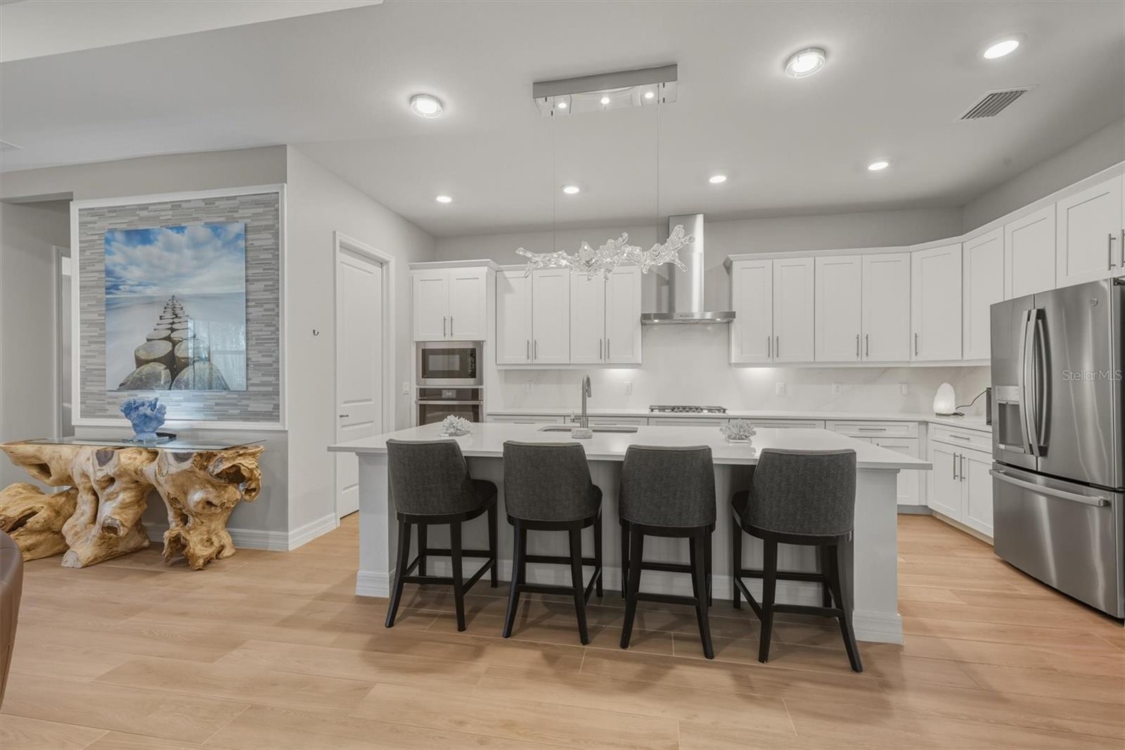 Image 31 of 57 For 13533 Blue Bay Circle